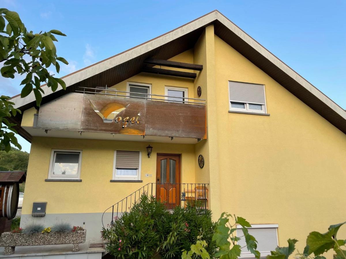 Weingut & Strausswirtschaft Vogel Appartement Vogtsburg Buitenkant foto