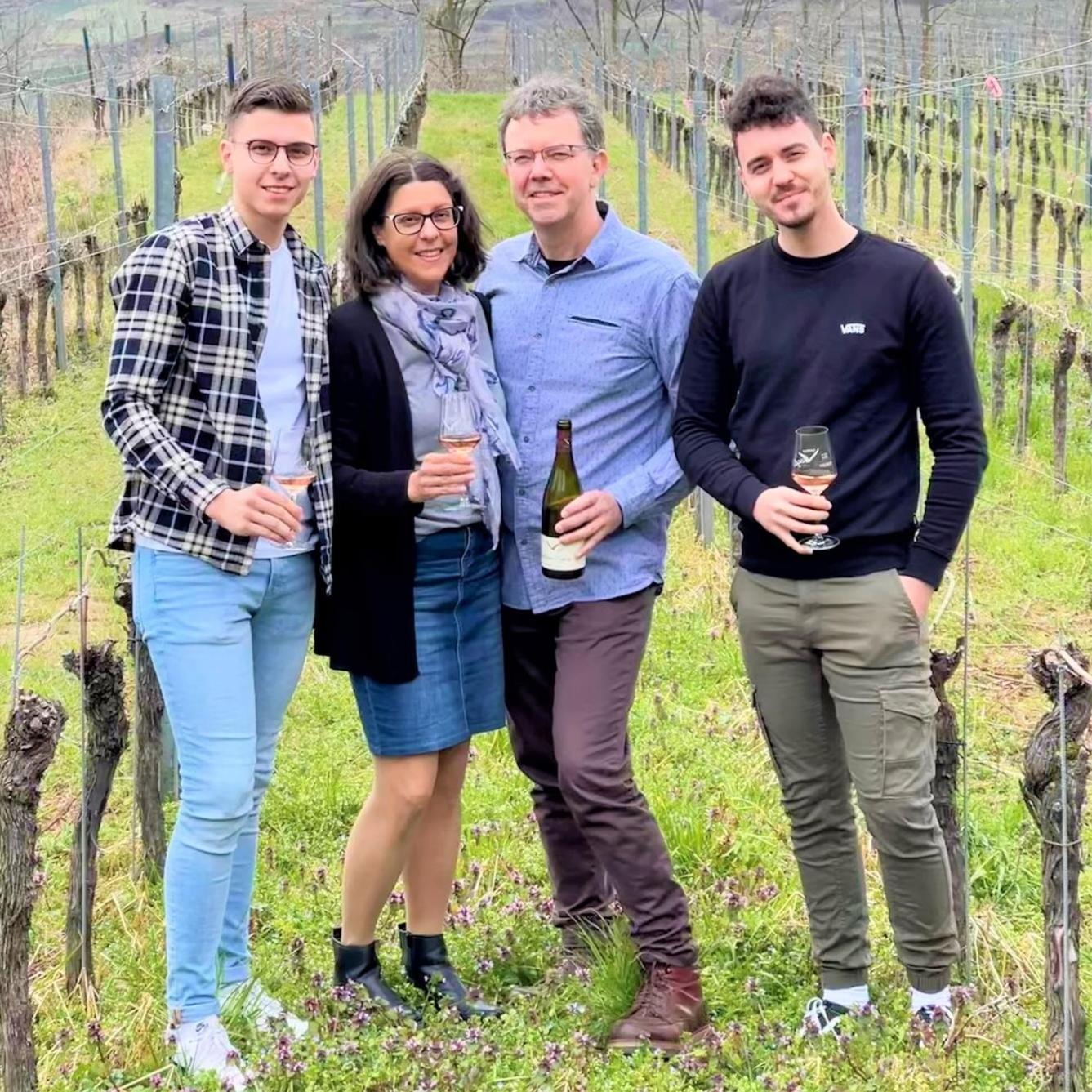 Weingut & Strausswirtschaft Vogel Appartement Vogtsburg Buitenkant foto